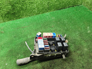 блок предохранителей Hyundai Accent 1 поколение (X3) 1995, 1.5 л., бензин, МКПП, хетчбэк 3 дв.