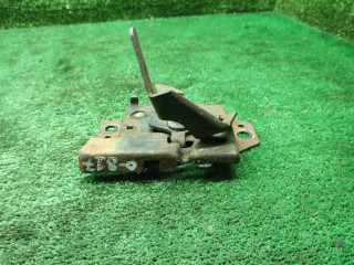 замок капота Honda Accord 6 поколение 1999, 1.6 л., бензин, МКПП, хетчбэк 5 дв.