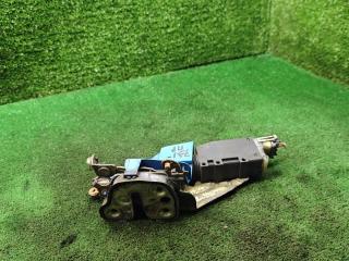 замок двери передней правой Saab 9-3 1 поколение 2002, 2.0 л., бензин, МКПП, хетчбэк 5 дв.