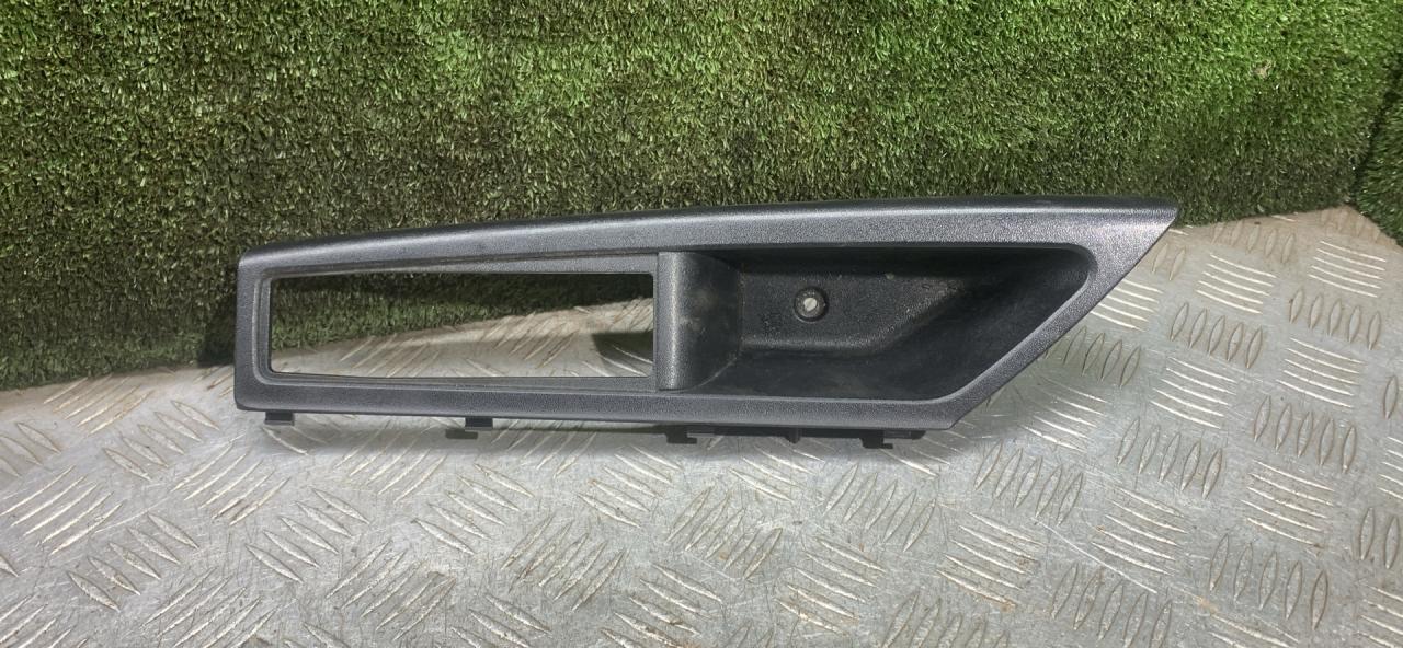 ручка внутренняя передняя левая Lada Vesta 1 поколение 2020, 1.6 л., бензин, МКПП, седан, 8450007705 - фото №1