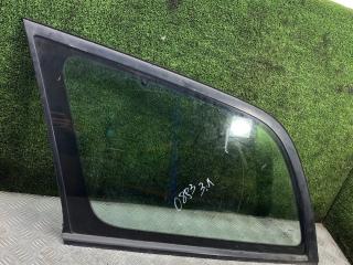 стекло кузовное боковое левое Toyota Avensis 1 поколение (T220) 1999, 2.0 л., 2C, дизель, МКПП, универсал
