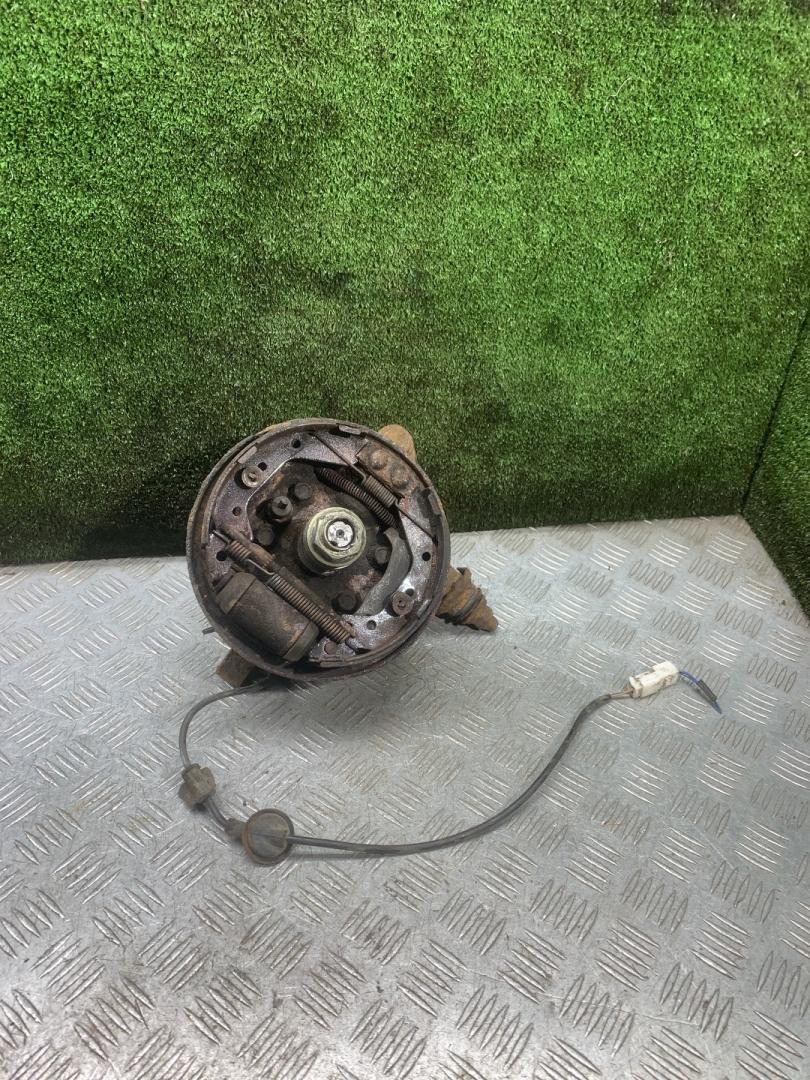 защитный кожух тормозного механизма Hyundai Accent 2 поколение (LC) 2000, 1.3 л., бензин, МКПП, хетчбэк 3 дв. - фото №1