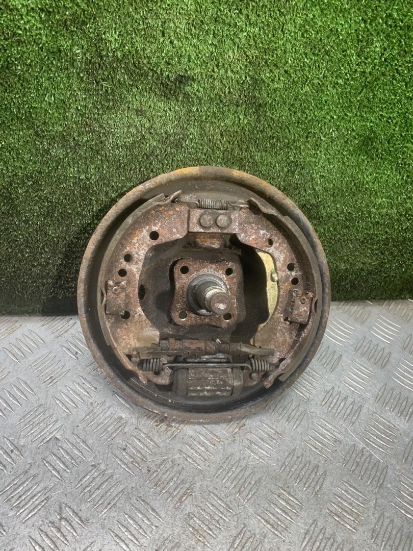 защитный кожух тормозного механизма Lada Vesta 1 поколение 2020, 1.6 л., бензин, МКПП, хетчбэк 5 дв. - фото №1