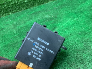 блок управления центральным замком Toyota Carina E 1 поколение T190 1997, 2.0 л., 3S-FE, бензин, МКПП, универсал, 8598005020