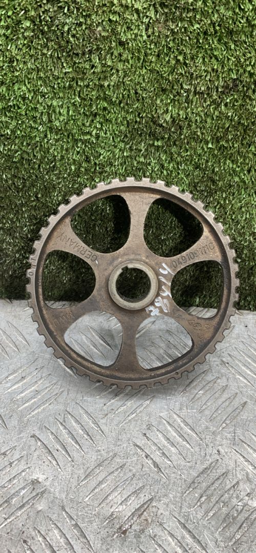шкив распредвала Volkswagen Golf 3 поколение 1995, 1.8 л., бензин, 049109111C - фото №1