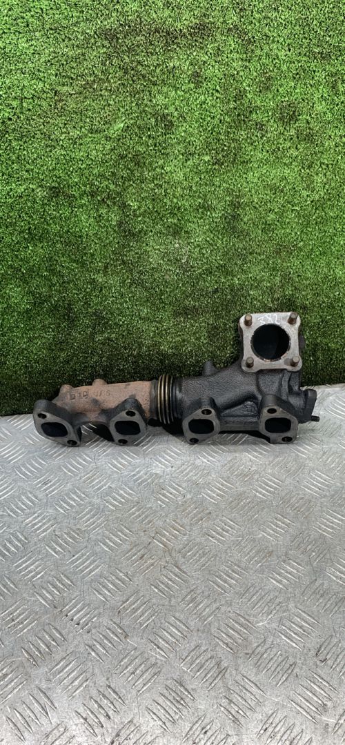 коллектор выпускной Toyota Avensis 1 поколение (T220) 2000, 2.0 л., 2C-T, дизель, МКПП, универсал - фото №1