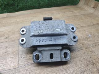 подушка крепления двигателя Volkswagen Jetta 6 поколение [рестайлинг] 2015, 1.6 л., бензин, МКПП, седан, 1K0199555CA