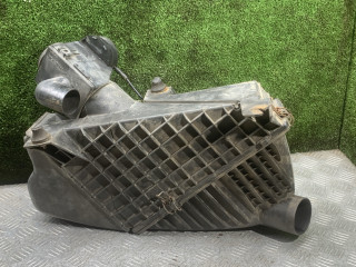 корпус воздушного фильтра Renault Laguna 1 поколение [рестайлинг] 1998, 1.8 л., бензин, МКПП, хетчбэк 5 дв.