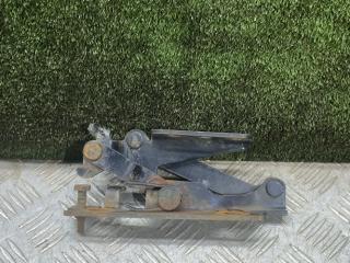 петля капота правая Opel Sintra 1 поколение 1999, 2.2 л., бензин, МКПП, минивэн