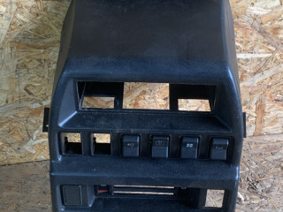 рамка под магнитолу Lada 2121 Niva 1 поколение [рестайлинг] 2013, 1.7 л., бензин, МКПП, внедорожник 5 дв.