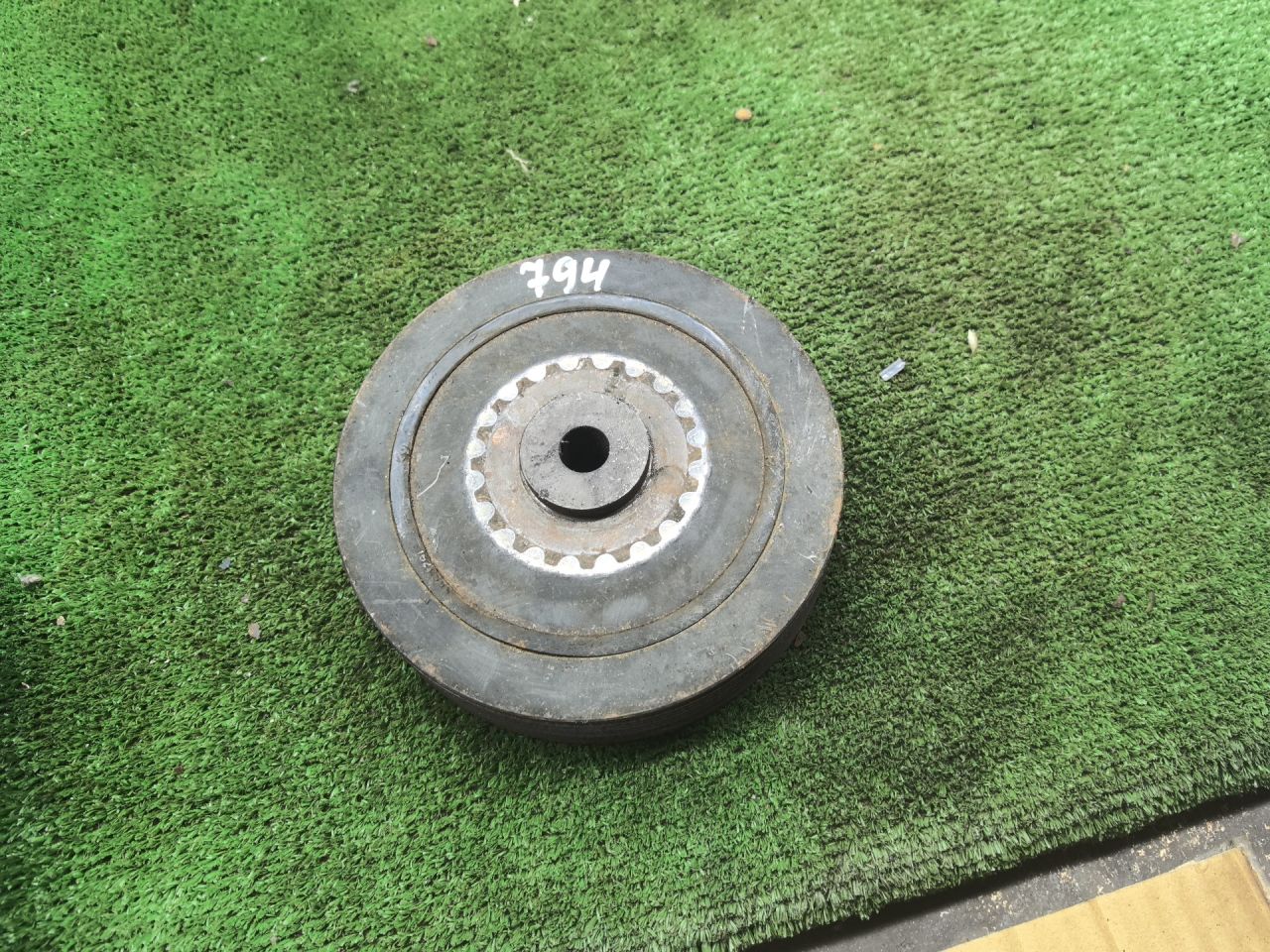 шкив коленвала Renault Scenic 1 поколение 1999, 1.9 л., дизель, МКПП, минивэн - фото №1