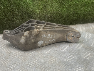 кронштейн двигателя Opel Vectra B 1999, 1.6 л., X 16 XEL, бензин, МКПП, хетчбэк 5 дв.