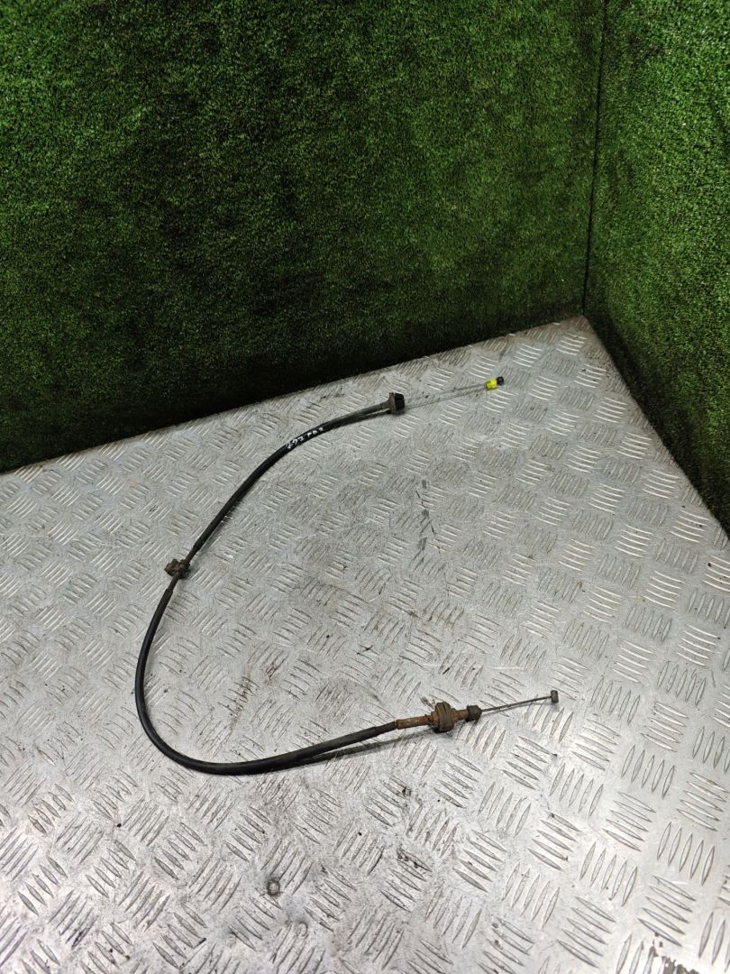 трос газа Mazda 323 5 поколение 1998, 1.5 л., бензин, МКПП, хетчбэк 3 дв. - фото №1