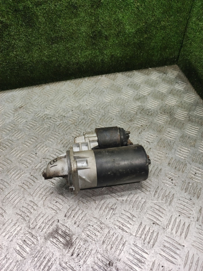 стартер Saab 9-3 1 поколение 2002, 2.0 л., бензин, МКПП, хетчбэк 5 дв. - фото №1