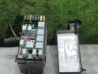 блок предохранителей Daewoo Nubira J150/J190 [рестайлинг] 2001, 2.0 л., X 20 SED, бензин, МКПП, хетчбэк 5 дв., 96298428