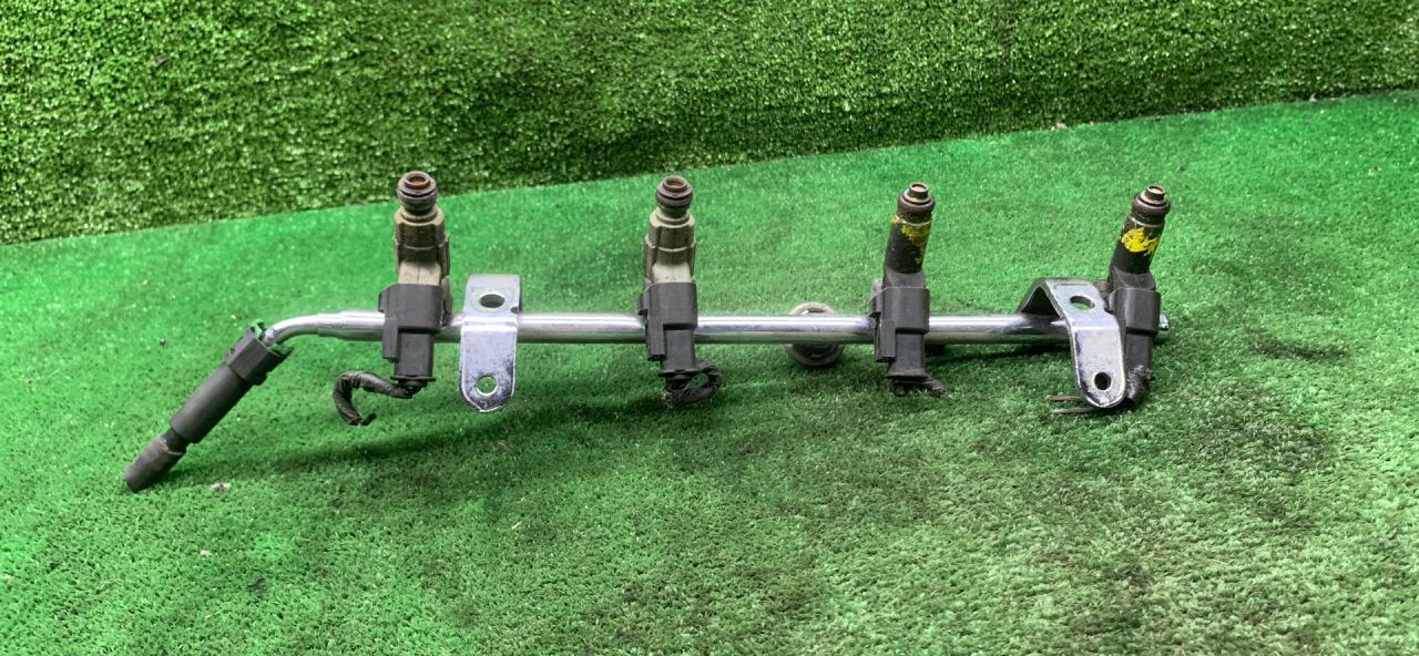 форсунка Chrysler Voyager 4 поколение 2002, 2.4 л., бензин, МКПП, минивэн, 0280155976, 04891573AB - фото №1