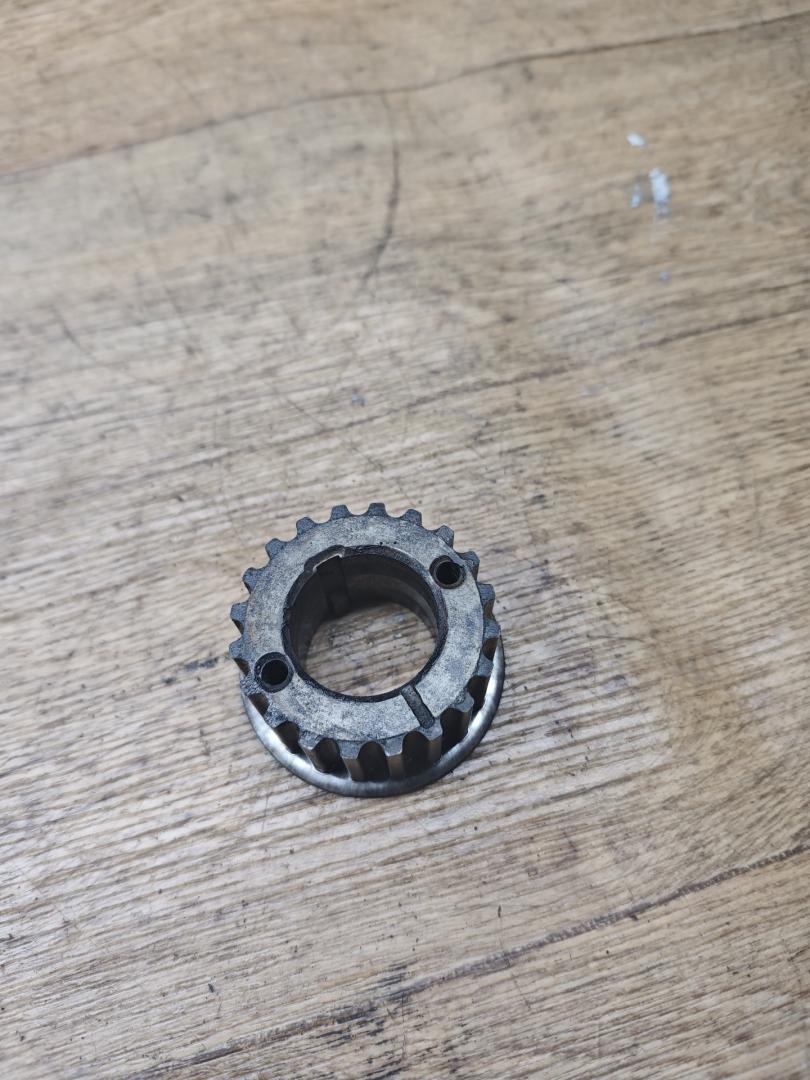 шестерня (звездочка) коленвала Renault Laguna 2 поколение 2002, 1.9 л., дизель, МКПП, хетчбэк 5 дв. - фото №1