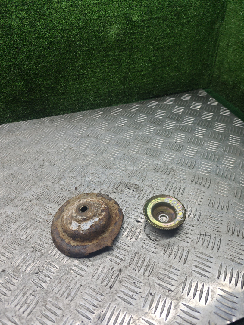 опора амортизатора верхняя (чашка) Fiat Bravo 1 поколение 2000, 1.4 л., бензин, МКПП, хетчбэк 3 дв. - фото №1