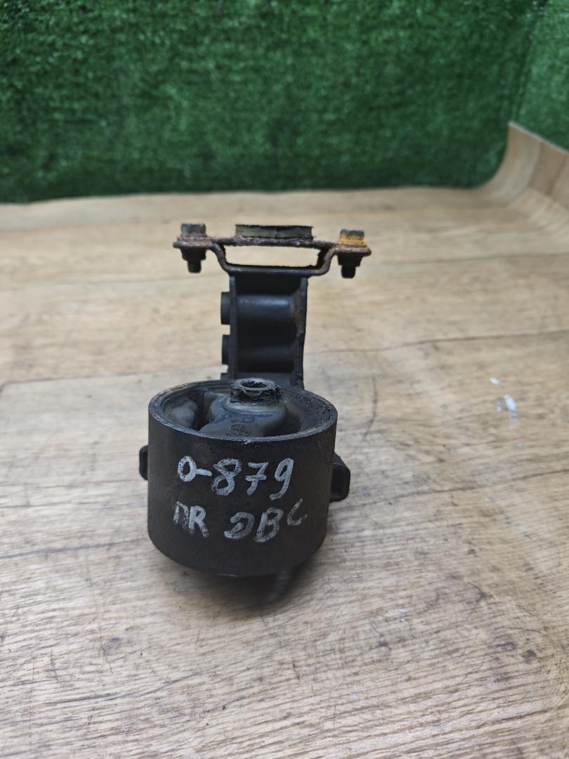 подушка крепления двигателя Hyundai Accent 1 поколение (X3) 1996, 1.3 л., бензин, МКПП, хетчбэк 3 дв. - фото №1