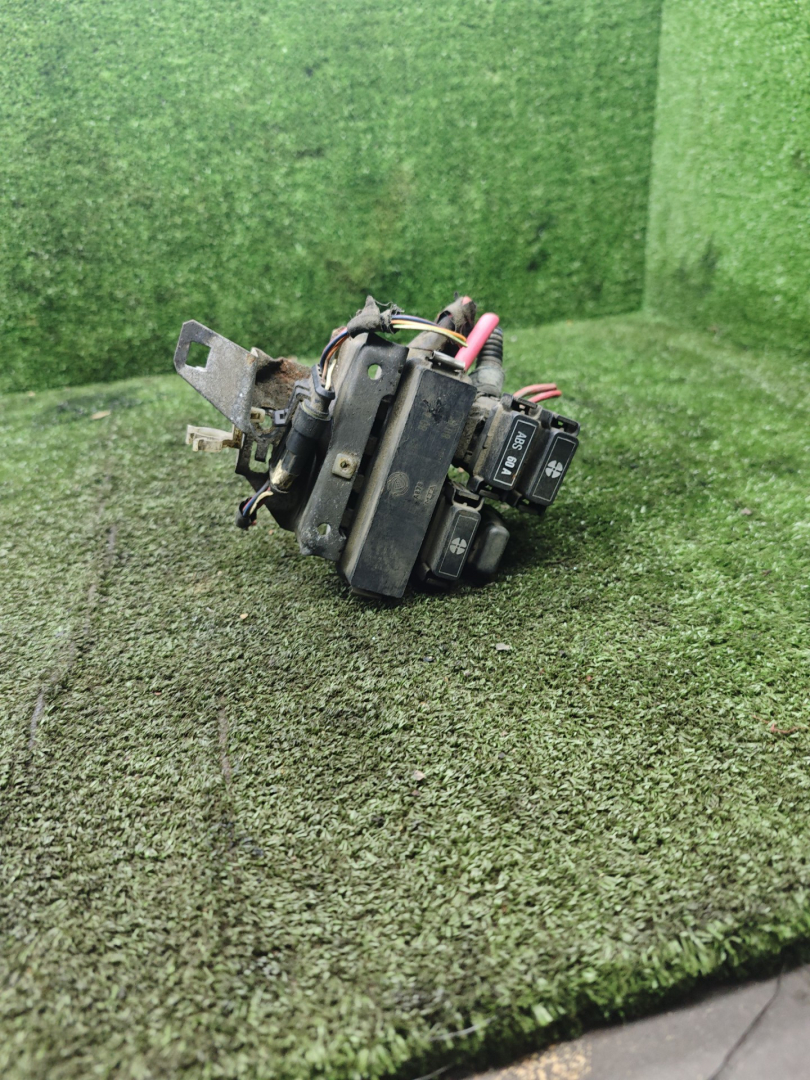 блок предохранителей Fiat Marea 1 поколение 2000, 1.9 л., JTD, дизель, МКПП, универсал - фото №1