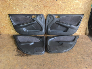 Обшивка двери (комплект) Toyota Avensis 1 поколение (T220) 2000, 2.0 л., 2C-T, дизель, МКПП, универсал