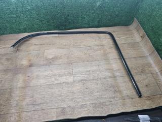 молдинг заднего стекла Mercedes-Benz E-Класс W210/S210 [рестайлинг] 2001, 2.7 л., дизель, МКПП, седан