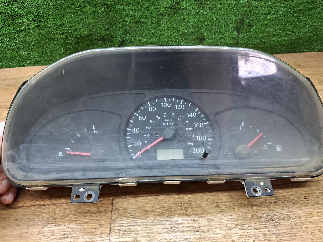 щиток приборов (приборная панель) Kia Rio 1 поколение 2001, 1.6 л., бензин, МКПП, седан - фото №1