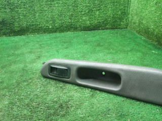 кнопка стеклоподъемника двери задней левой Toyota Avensis 1 поколение (T220) 2000, 2.0 л., 2C-T, дизель, МКПП, универсал