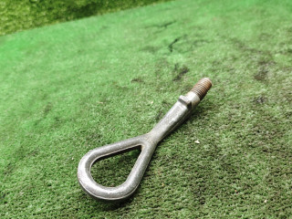 крюк буксировочный Chrysler Voyager 4 поколение 2002, 2.4 л., бензин, МКПП, минивэн