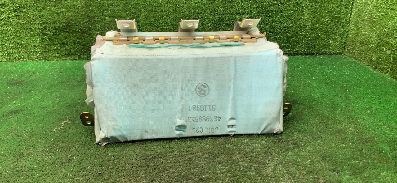 подушка безопасности пассажира Toyota Picnic 1 поколение XM10 2001, 2.2 л., 3C-TE, дизель, МКПП, минивэн - фото №1