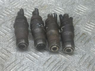 форсунка Mercedes-Benz T1 207-210D W601 1990, 2.3 л., дизель, МКПП, микроавтобус, KCA27S55262, KCA27S55167