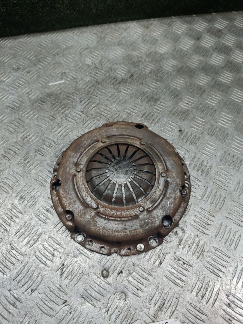 корзина сцепления Fiat Multipla 1 поколение 2000, 1.6 л., бензин, МКПП, минивэн, 107100 - фото №1