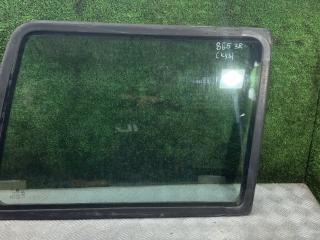 стекло кузовное боковое правое Hyundai Galloper 2 поколение 1998, 2.5 л., D4BF, дизель, МКПП, внедорожник 5 дв.