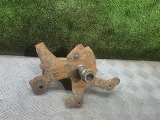 кулак задний правый Renault Safrane 1 поколение [рестайлинг] 1996, 2.2 л., дизель, МКПП, хетчбэк 5 дв.