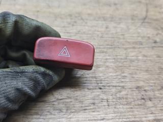 кнопка аварийной сигнализации Alfa Romeo 156 1 поколение 1999, 2.0 л., бензин, МКПП, седан
