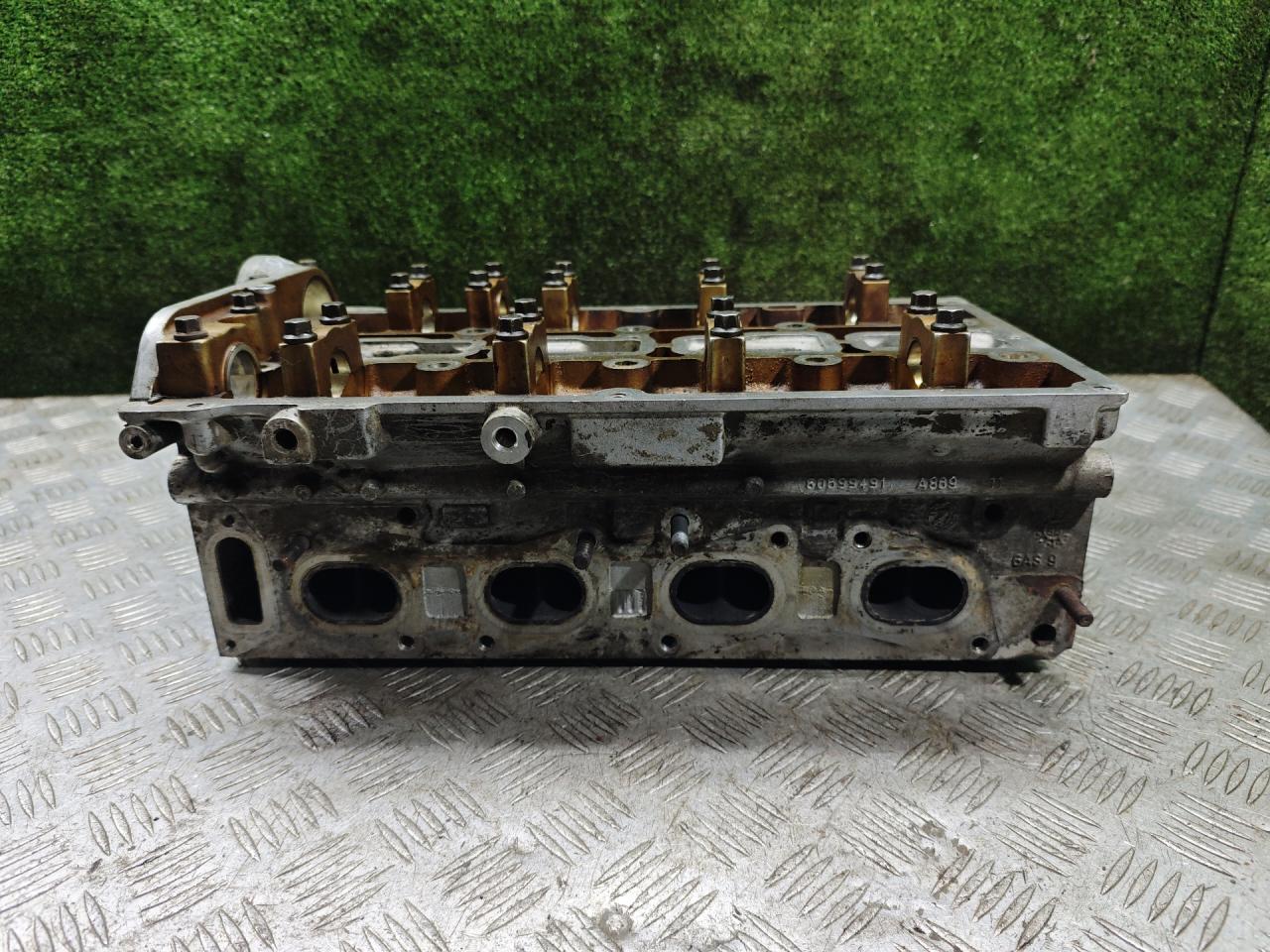 головка блока цилиндров Alfa Romeo 156 1 поколение 1999, 2.0 л., бензин, МКПП, седан, 60599491 - фото №1