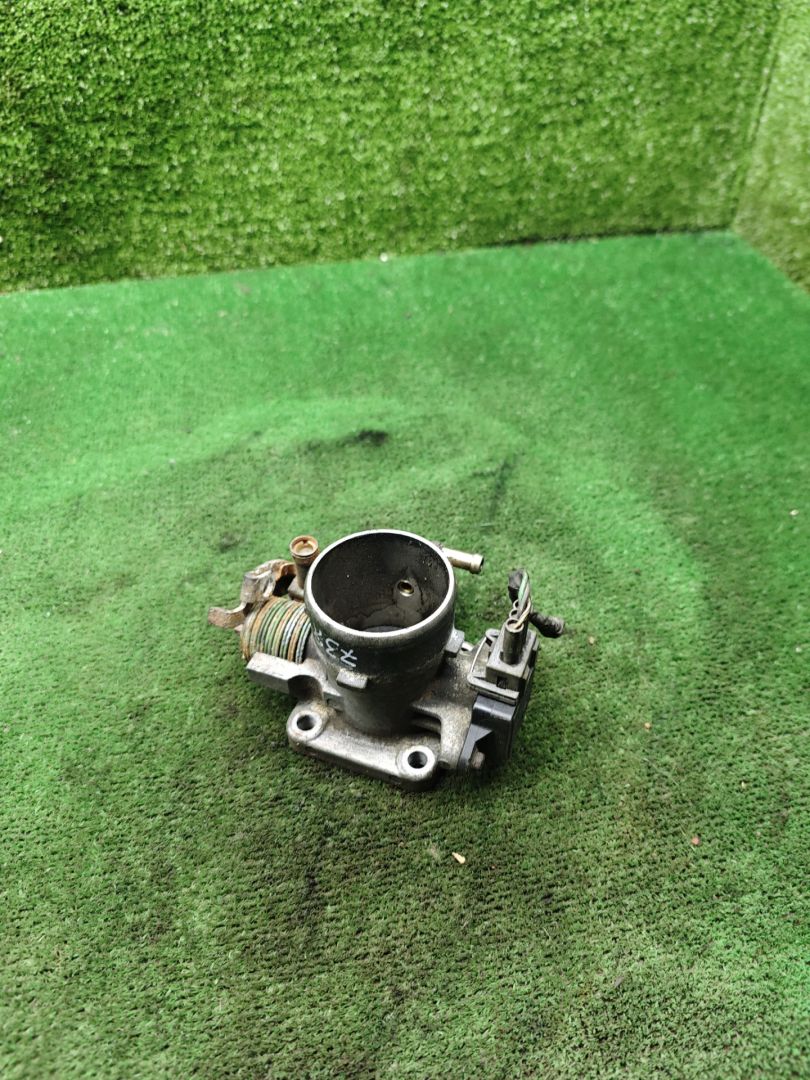 заслонка дроссельная Hyundai Accent 1 поколение (X3) 1995, 1.5 л., бензин, МКПП, хетчбэк 3 дв., 3517023000 - фото №1