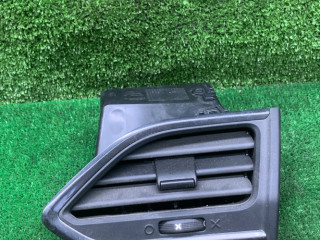 дефлектор обдува салона Lada Vesta 1 поколение 2023, 1.6 л., бензин, МКПП, седан, 8450045728