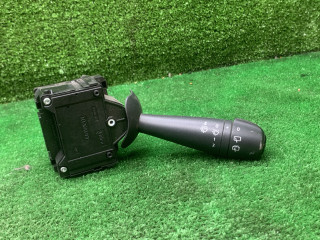 переключатель дворников Renault Duster 1 поколение [рестайлинг] 2017, 2.0 л., бензин, МКПП, внедорожник 5 дв., полный привод, 255670754R