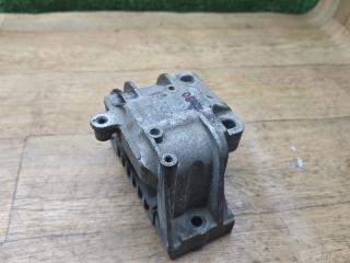 подушка крепления двигателя Volkswagen Jetta 6 поколение [рестайлинг] 2015, 1.6 л., бензин, МКПП, седан, 1K0199262