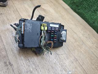 блок предохранителей Toyota Avensis 1 поколение (T220) [рестайлинг] 2001, 2.0 л., дизель, МКПП, универсал