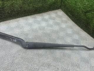 щеткодержатель (поводок стеклоочистителя, дворник) Toyota Avensis 1 поколение (T220) [рестайлинг] 2001, 2.0 л., дизель, МКПП, универсал