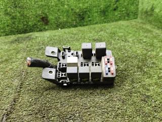 блок предохранителей Hyundai Galloper 2 поколение 2000, 2.5 л., дизель, МКПП, внедорожник 3 дв.