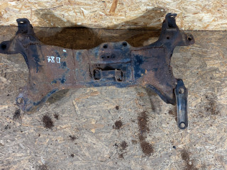 балка подвески передняя (подрамник) Toyota Picnic 1 поколение XM10 2000, 2.0 л., бензин, МКПП, минивэн