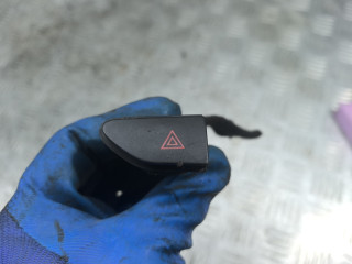 кнопка аварийной сигнализации Lada XRAY 1 поколение 2019, 1.6 л., бензин, МКПП, внедорожник 5 дв., 252907372R