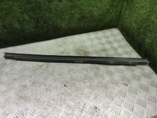 молдинг стекла Chrysler Voyager 3 поколение 2000, 2.5 л., дизель, МКПП, минивэн