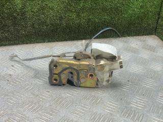 замок двери передней правой Toyota Avensis 1 поколение (T220) 1997, 2.0 л., дизель, МКПП, универсал