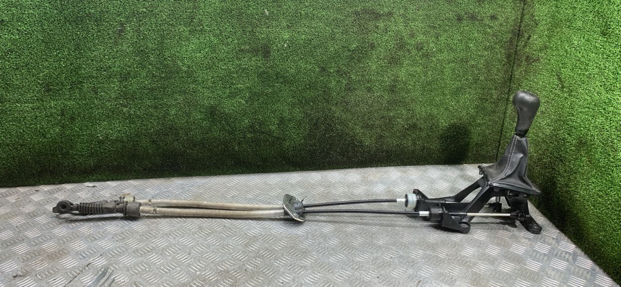 кулиса Lada Vesta 1 поколение 2023, 1.6 л., бензин, МКПП, седан, 8450007014B - фото №1