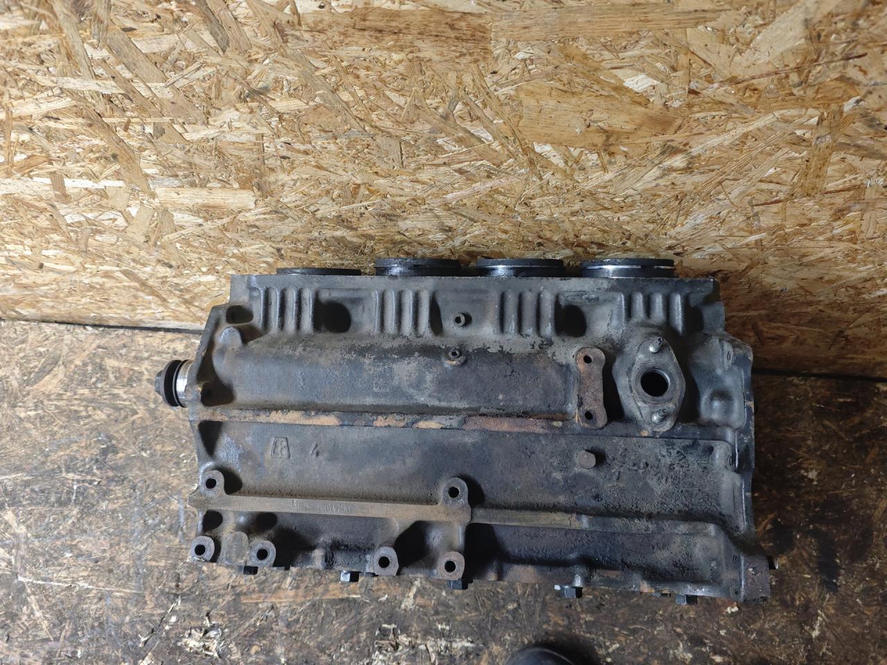 блок цилиндров Ford Transit 4 поколение 1991, 2.5 л., дизель, МКПП, микроавтобус, 4FA - фото №1