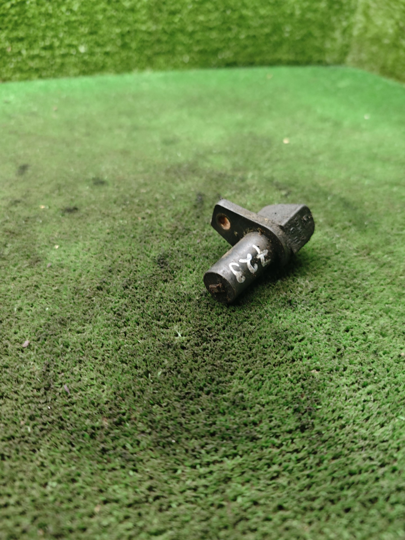 датчик коленвала Chevrolet Niva 1 поколение 2008, 1.7 л., бензин, МКПП, внедорожник 5 дв. - фото №1